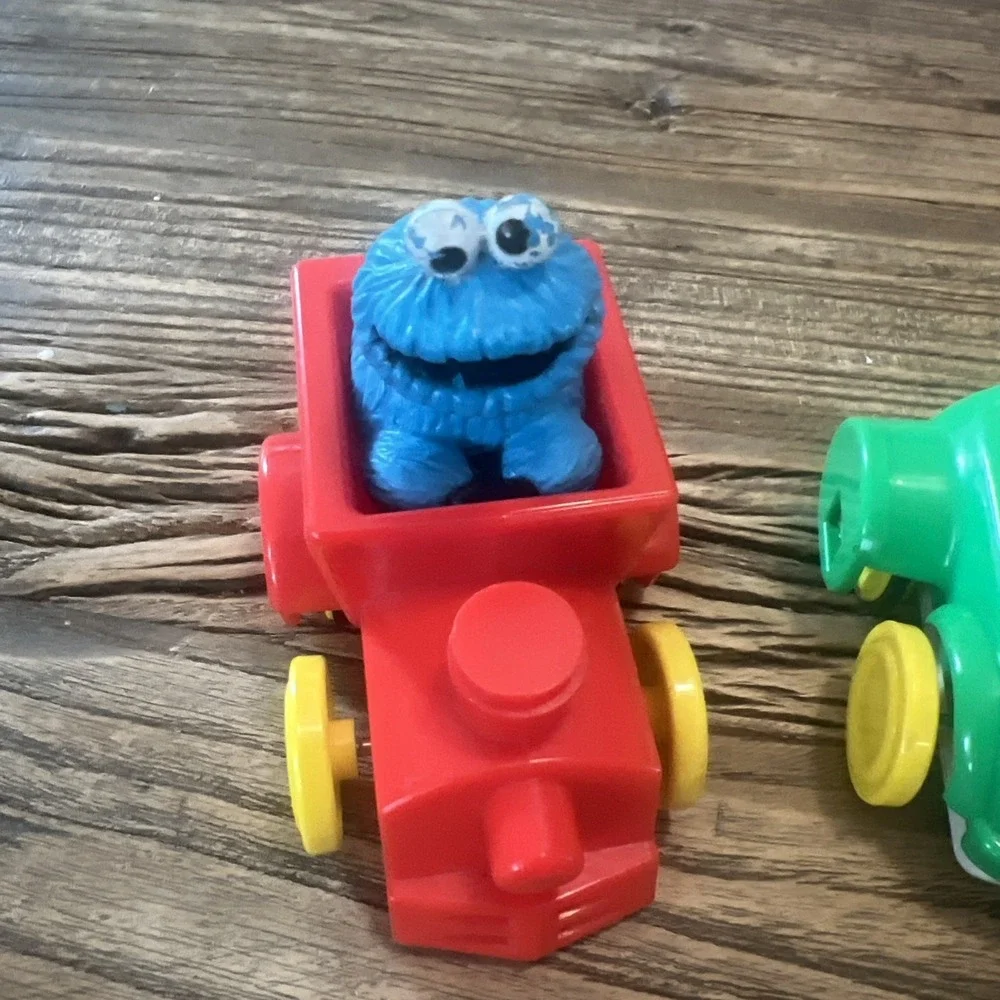 Vintage illco Jim Henson Sesame Street Big Bird Bert Cookie Monster Collectibles